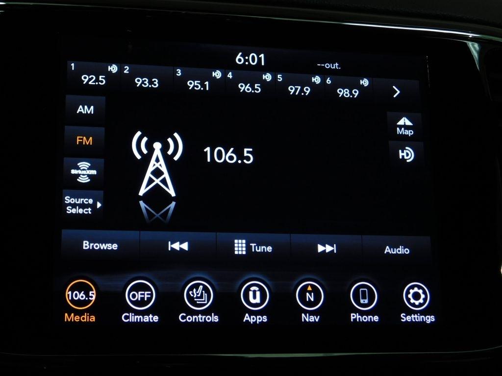 Jeep Grand Cherokee Laredo 4WD 2020