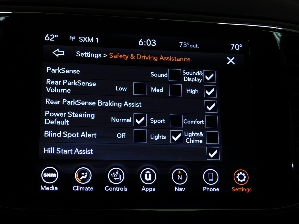 Jeep Grand Cherokee Laredo 4WD 2020