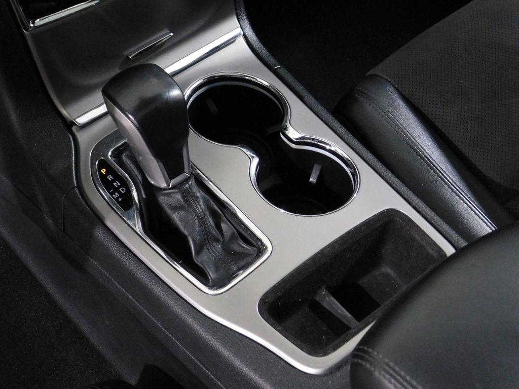 Jeep Grand Cherokee Laredo 4WD 2020