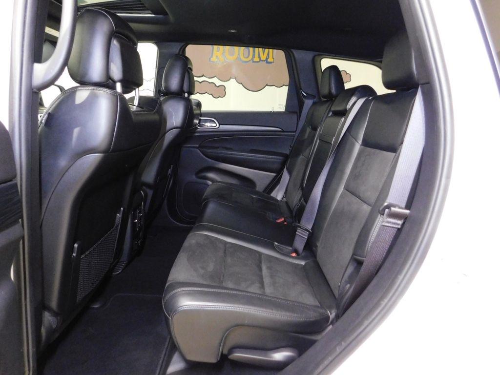 Jeep Grand Cherokee Laredo 4WD 2020