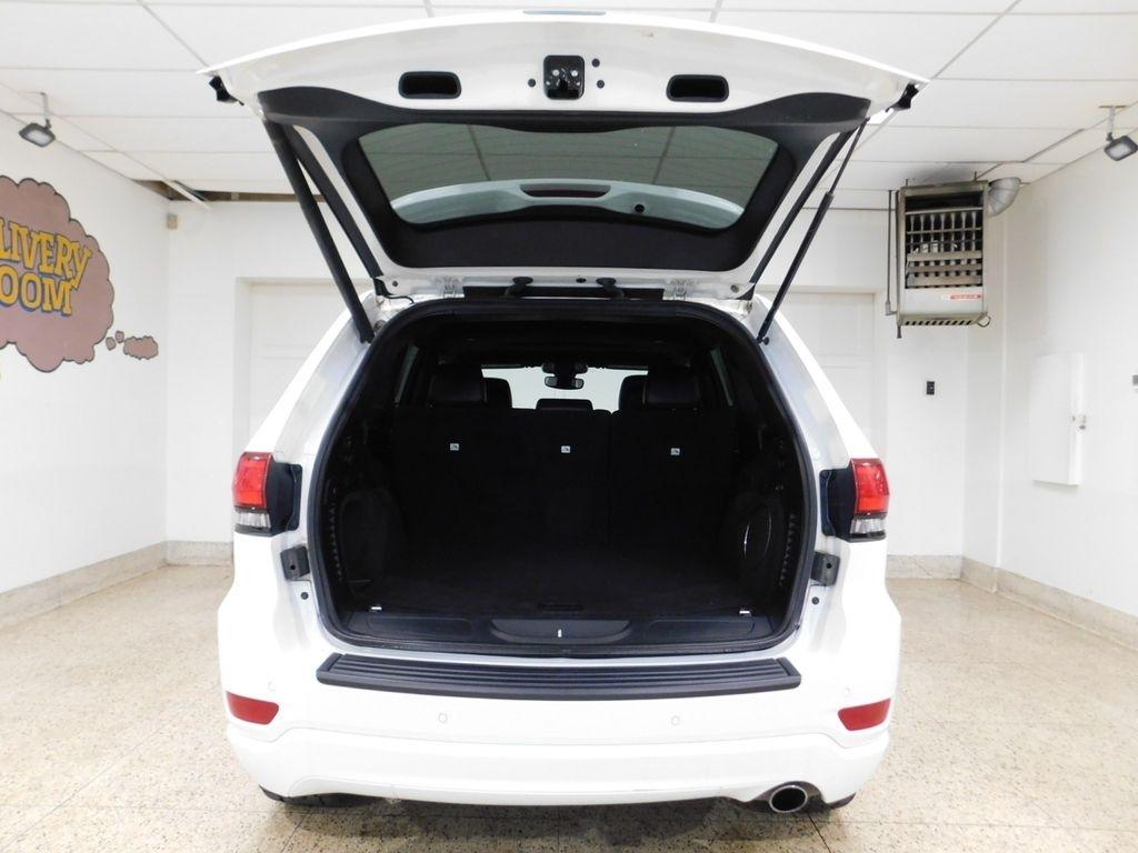 Jeep Grand Cherokee Laredo 4WD 2020