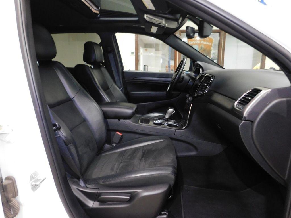 Jeep Grand Cherokee Laredo 4WD 2020