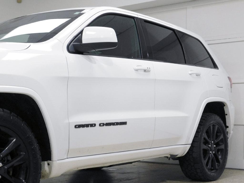 Jeep Grand Cherokee Laredo 4WD 2020