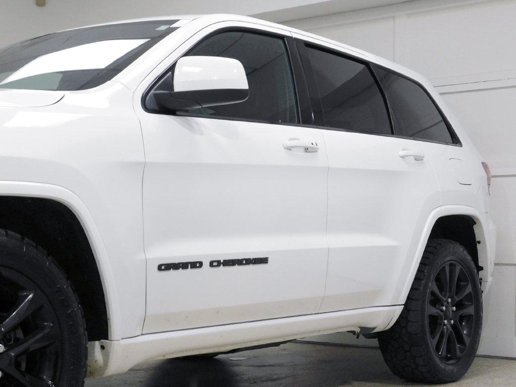 Jeep Grand Cherokee Laredo 4WD 2020