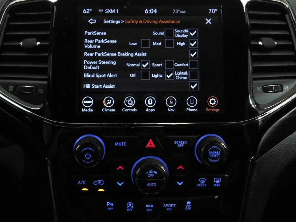 Jeep Grand Cherokee Laredo 4WD 2020