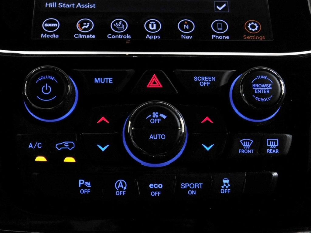 Jeep Grand Cherokee Laredo 4WD 2020