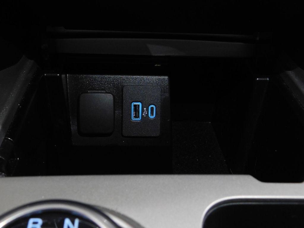Ford Explorer Limited AWD 2023