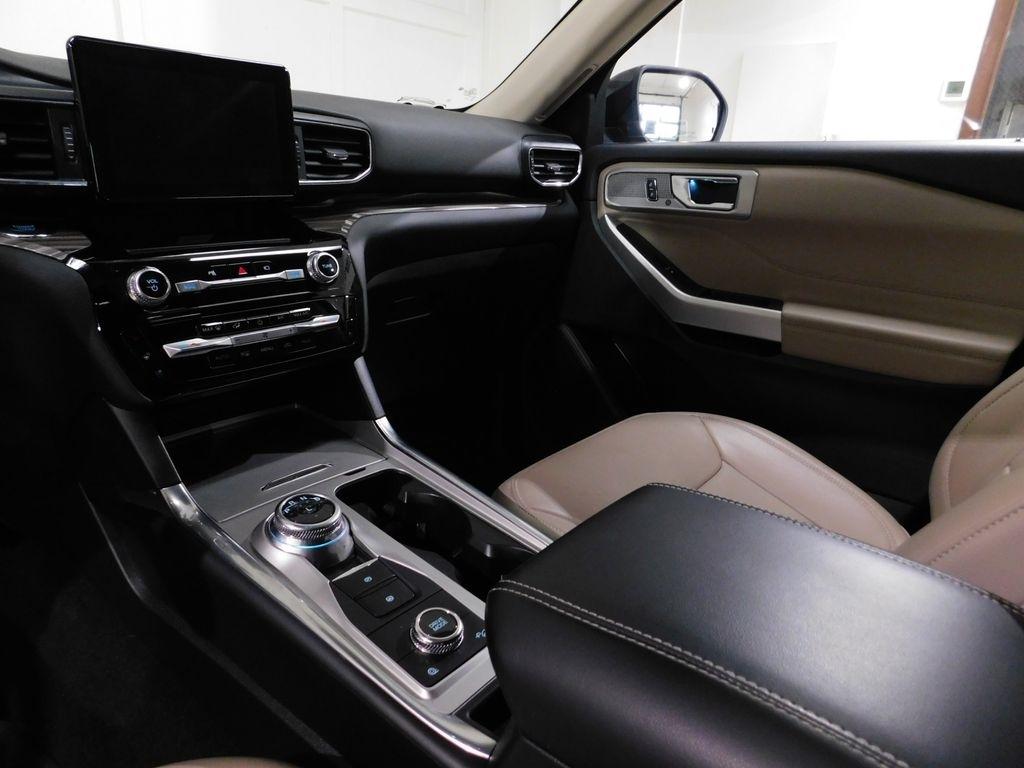 Ford Explorer Limited AWD 2023
