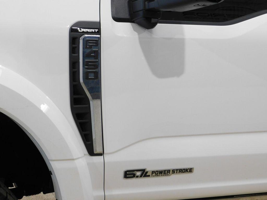 Ford F-450 SD Lariat Crew Cab DRW 4WD 2024