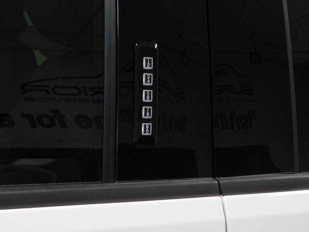 Ford F-450 SD Lariat Crew Cab DRW 4WD 2024