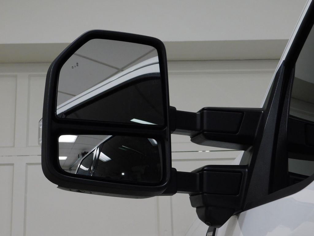 Ford F-450 SD Lariat Crew Cab DRW 4WD 2024