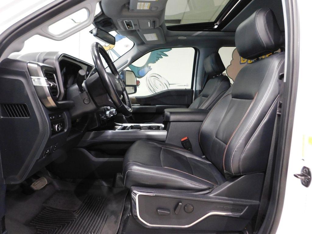 Ford F-450 SD Lariat Crew Cab DRW 4WD 2024