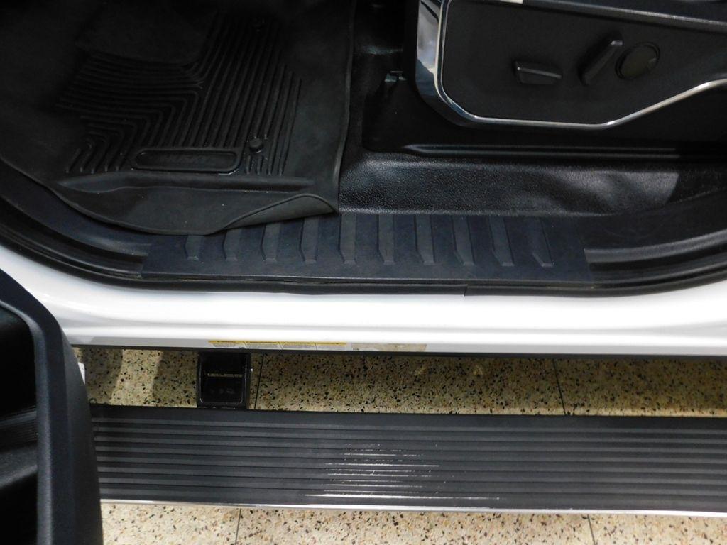 Ford F-450 SD Lariat Crew Cab DRW 4WD 2024