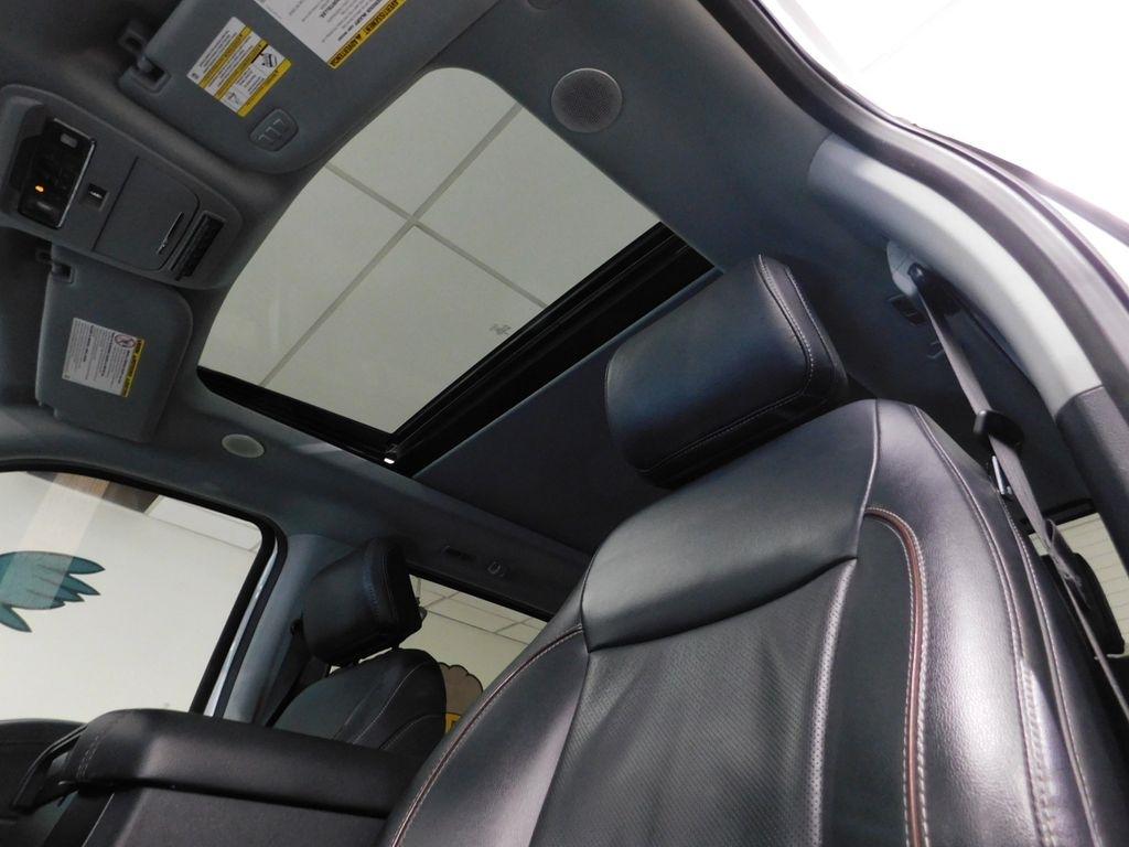 Ford F-450 SD Lariat Crew Cab DRW 4WD 2024