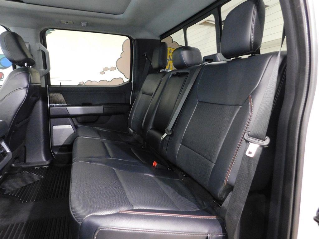 Ford F-450 SD Lariat Crew Cab DRW 4WD 2024