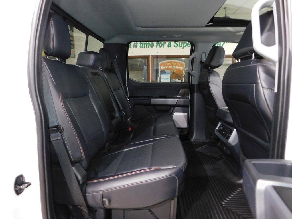Ford F-450 SD Lariat Crew Cab DRW 4WD 2024