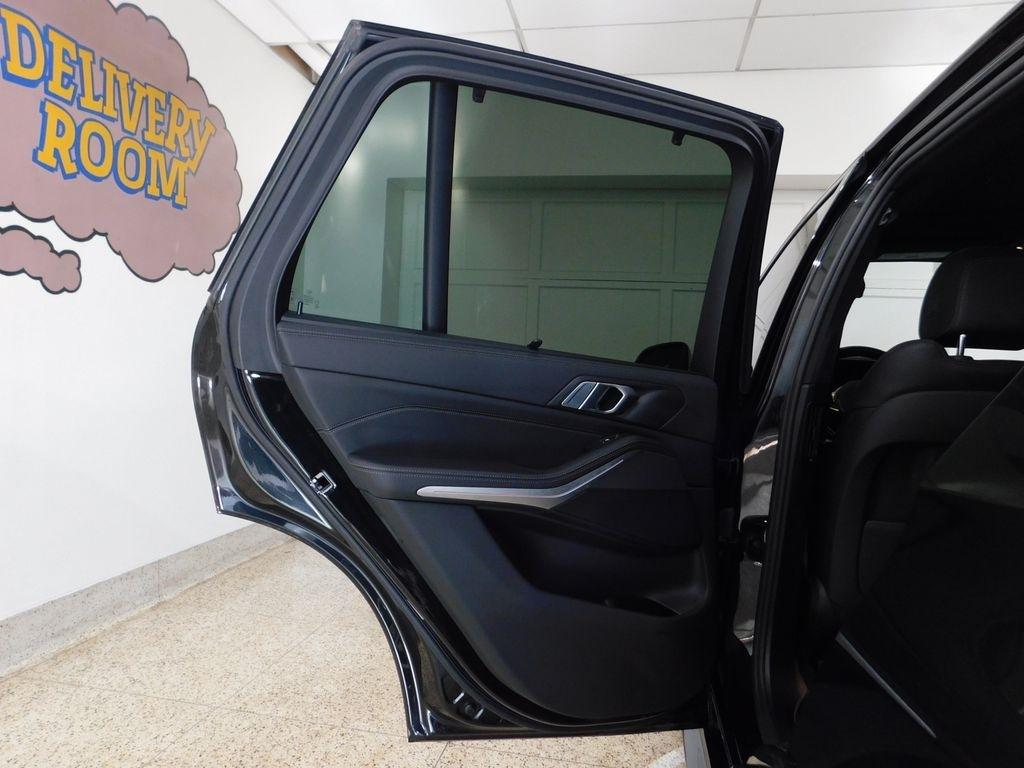 BMW X5 xDrive40i 2021