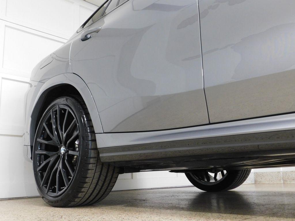 BMW X6 xDrive40i 2025