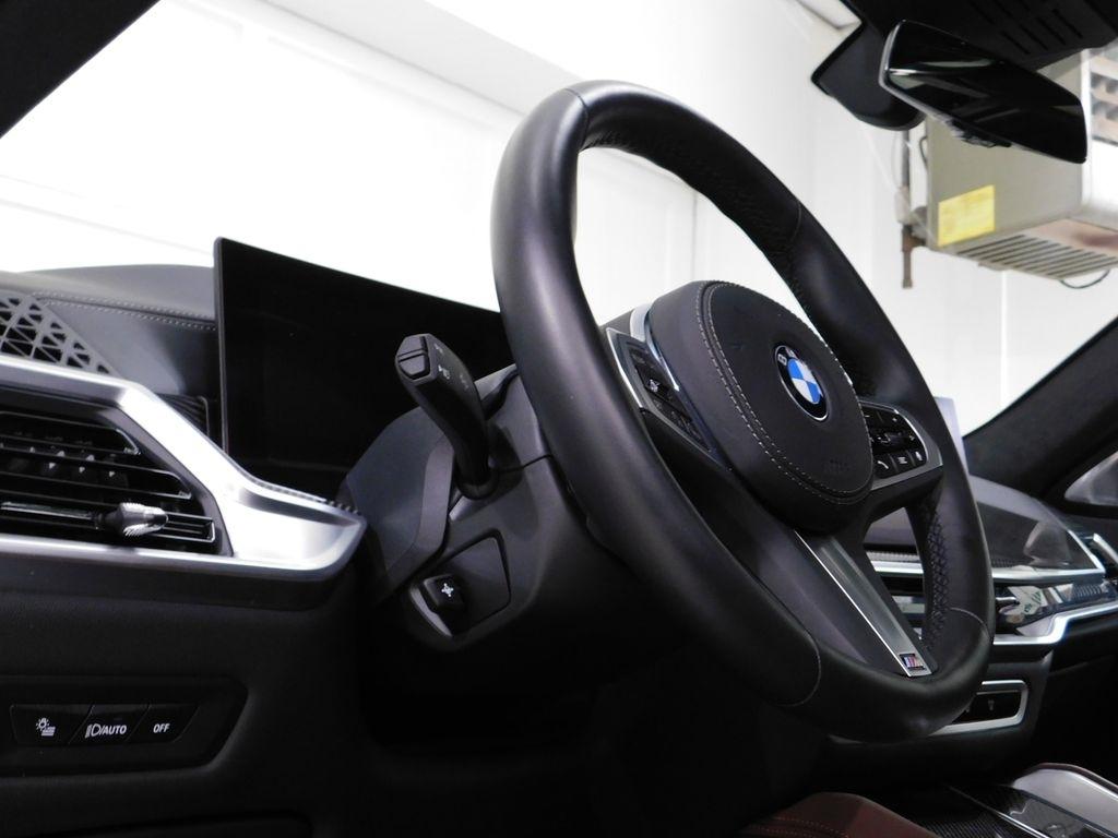 BMW X6 xDrive40i 2025