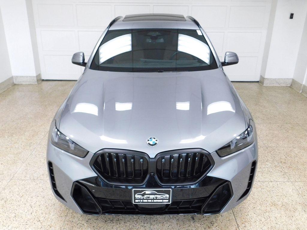 BMW X6 xDrive40i 2025