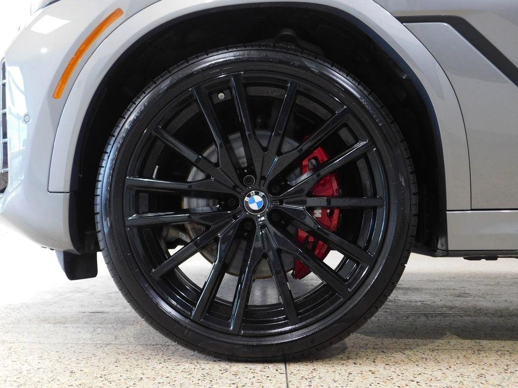 BMW X6 xDrive40i 2025