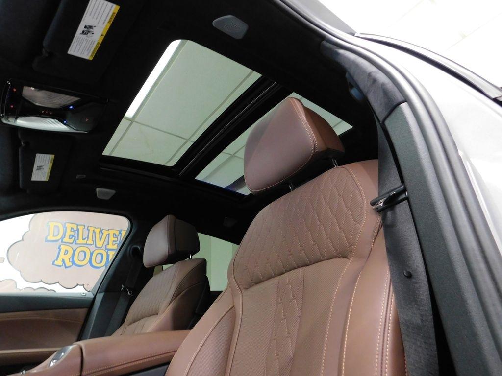 BMW X6 xDrive40i 2025