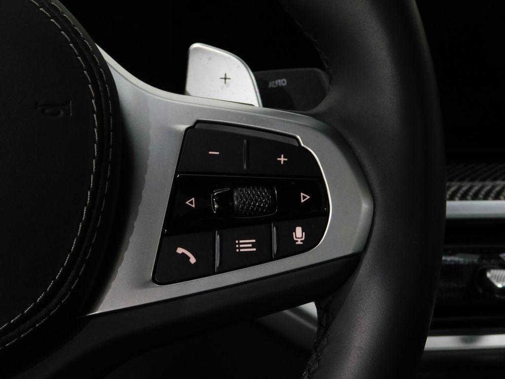 BMW X6 xDrive40i 2025