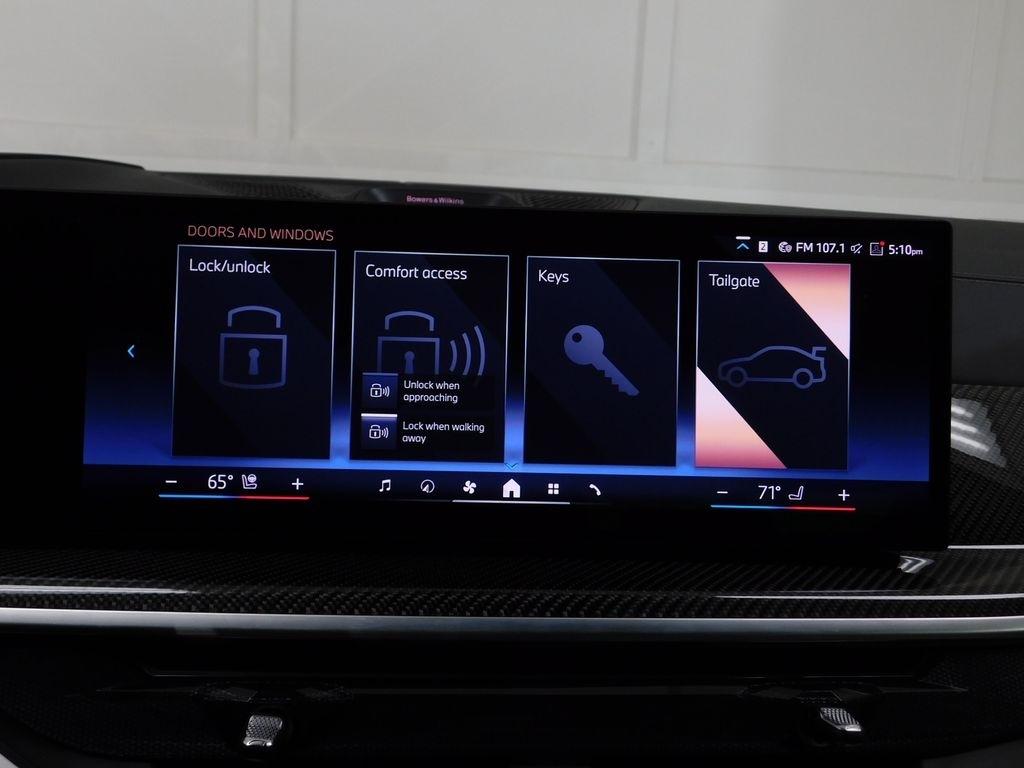 BMW X6 xDrive40i 2025