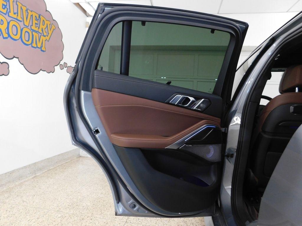 BMW X6 xDrive40i 2025
