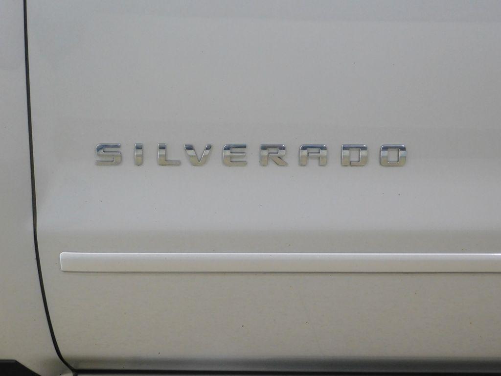 Chevrolet Silverado 1500 LT Long Box 2WD 2017