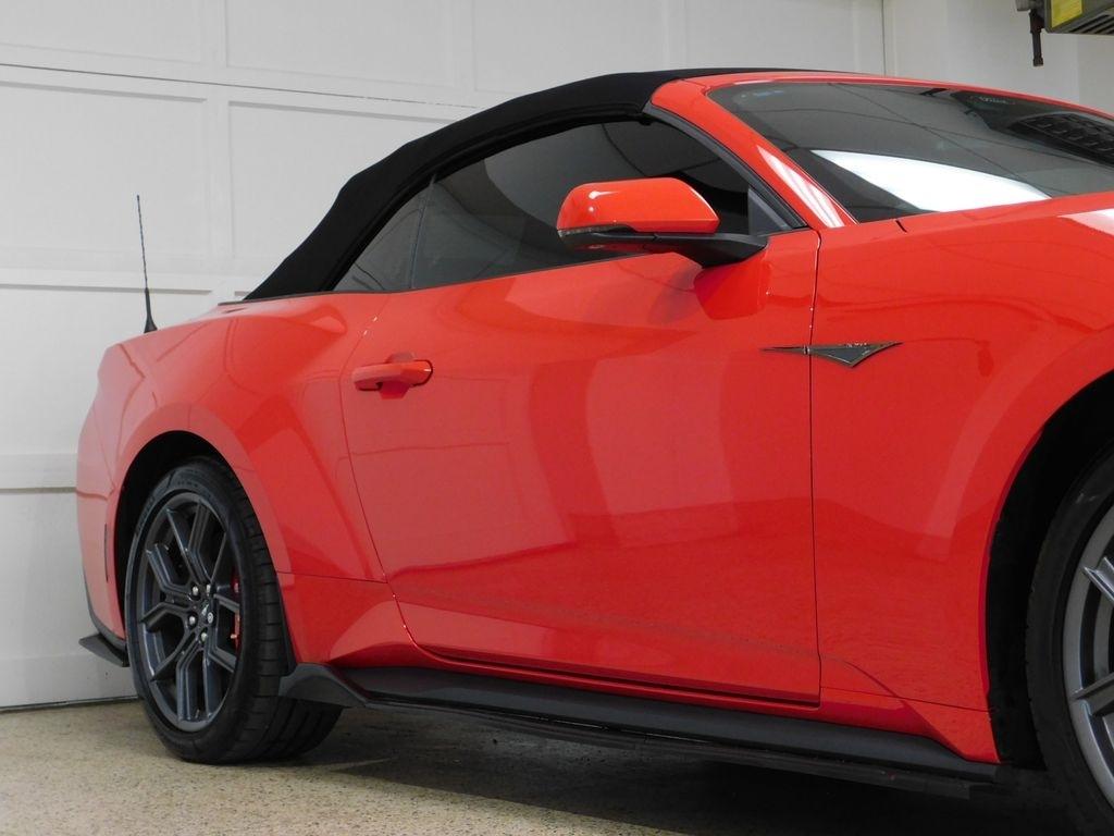 2024 Ford Mustang EcoBoost Premium - Photo 19