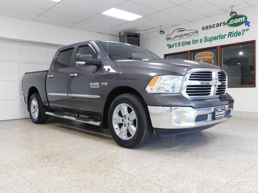 RAM 1500 SLT Crew Cab SWB 4WD 2016