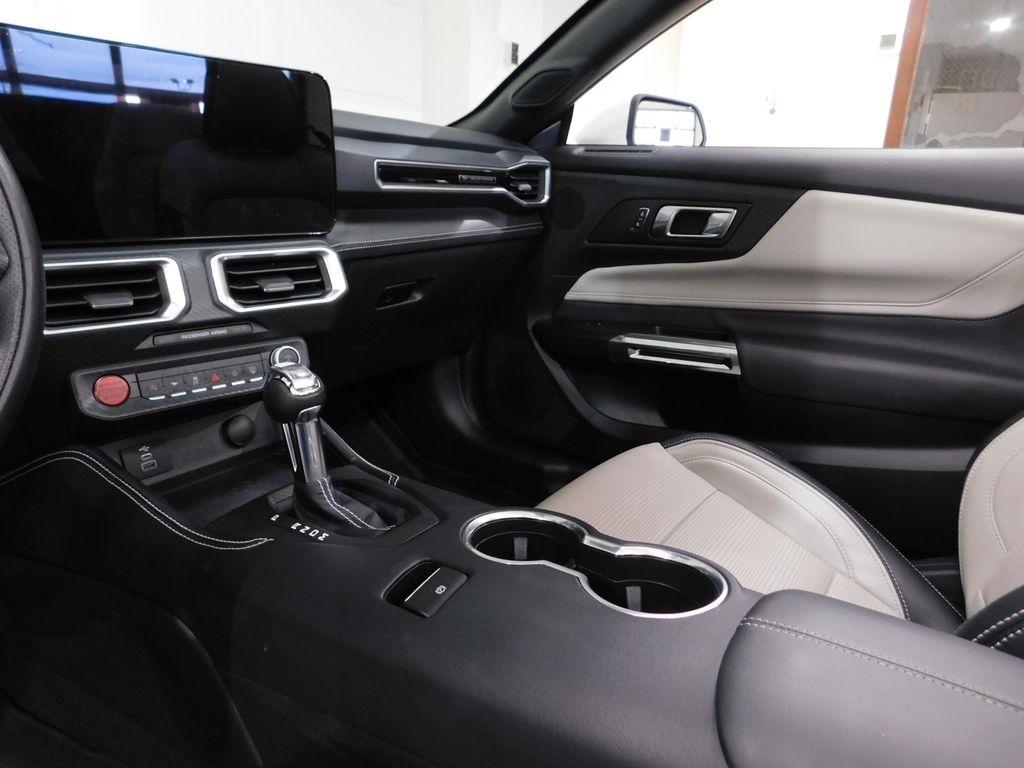 Ford Mustang GT Premium Convertible 2025