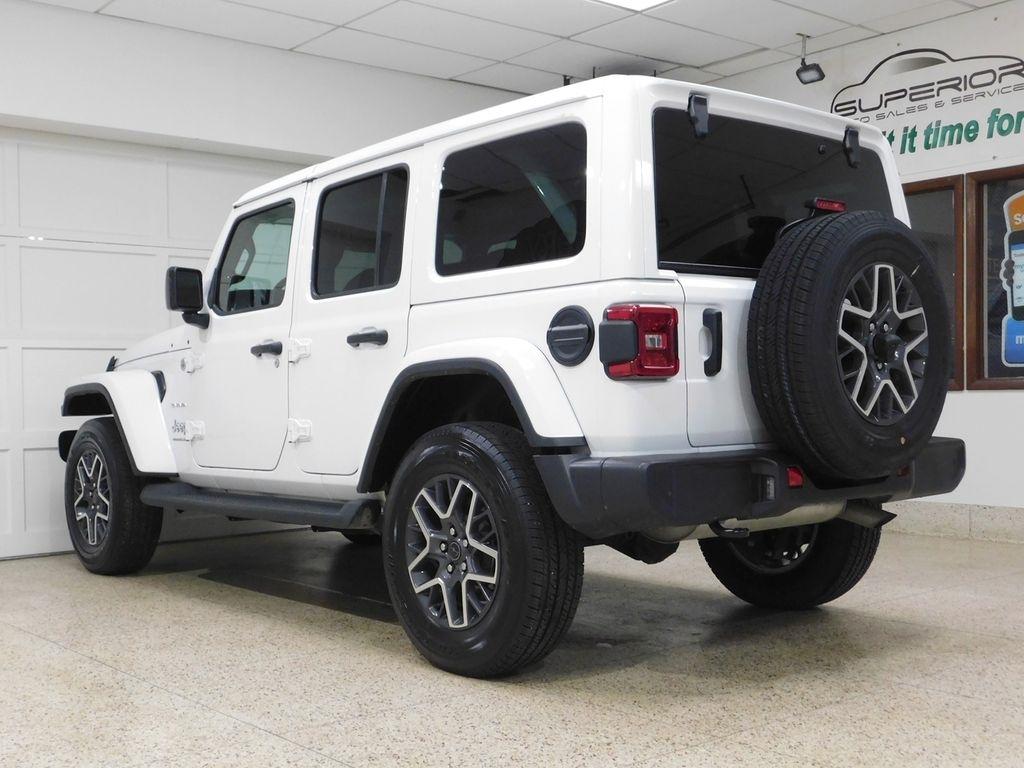 Jeep Wrangler Sahara 2024