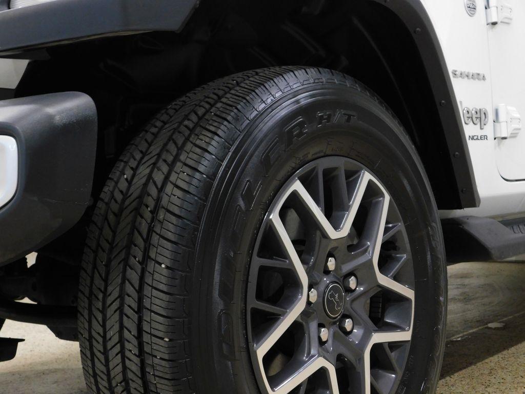 Jeep Wrangler Sahara 2024