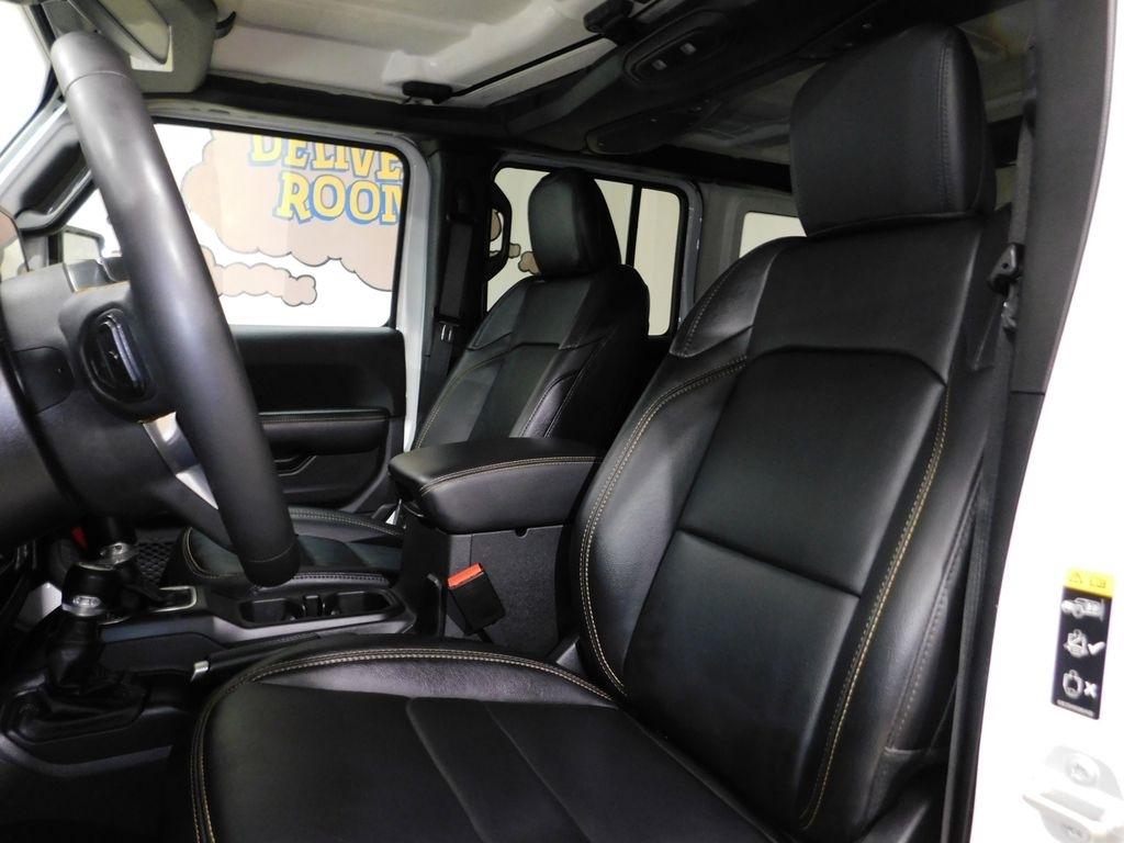 Jeep Wrangler Sahara 2024
