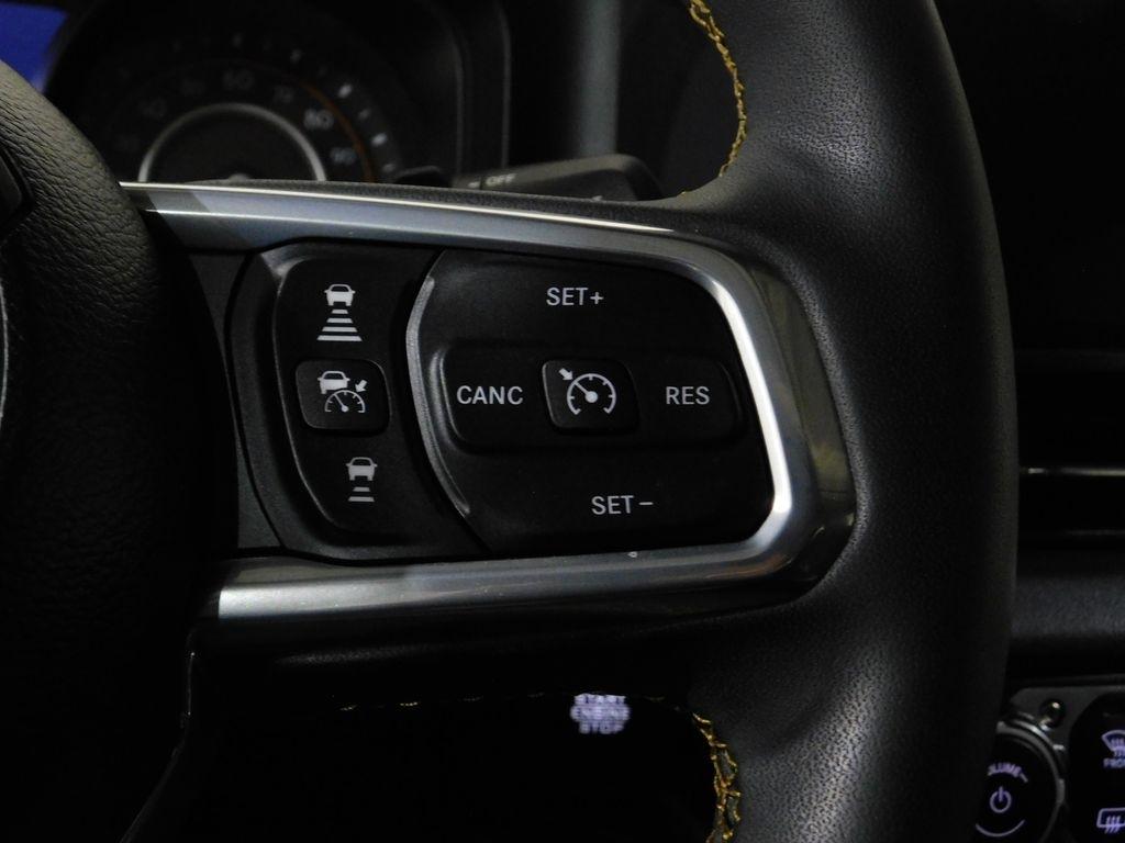 Jeep Wrangler Sahara 2024