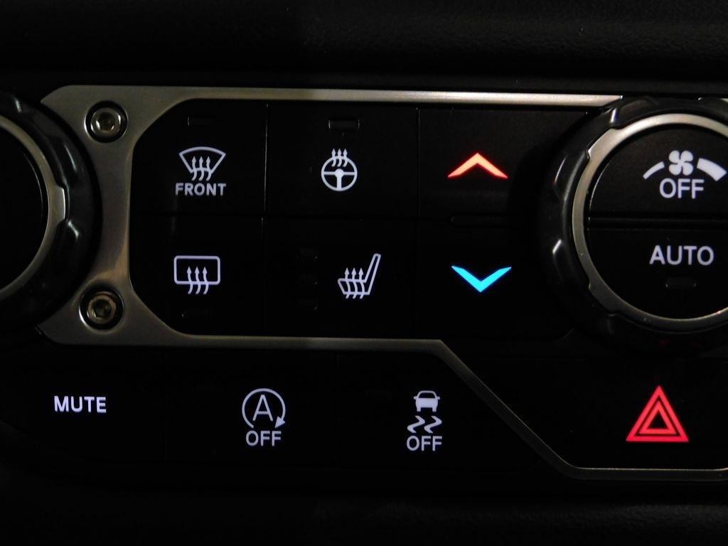 Jeep Wrangler Sahara 2024