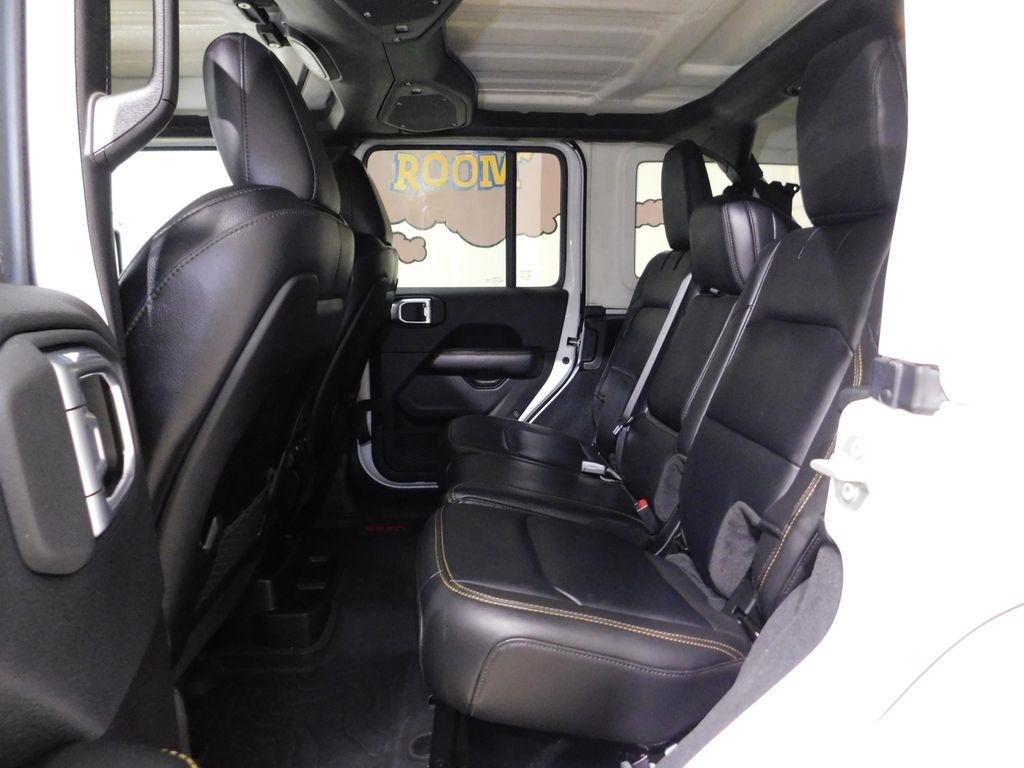 Jeep Wrangler Sahara 2024