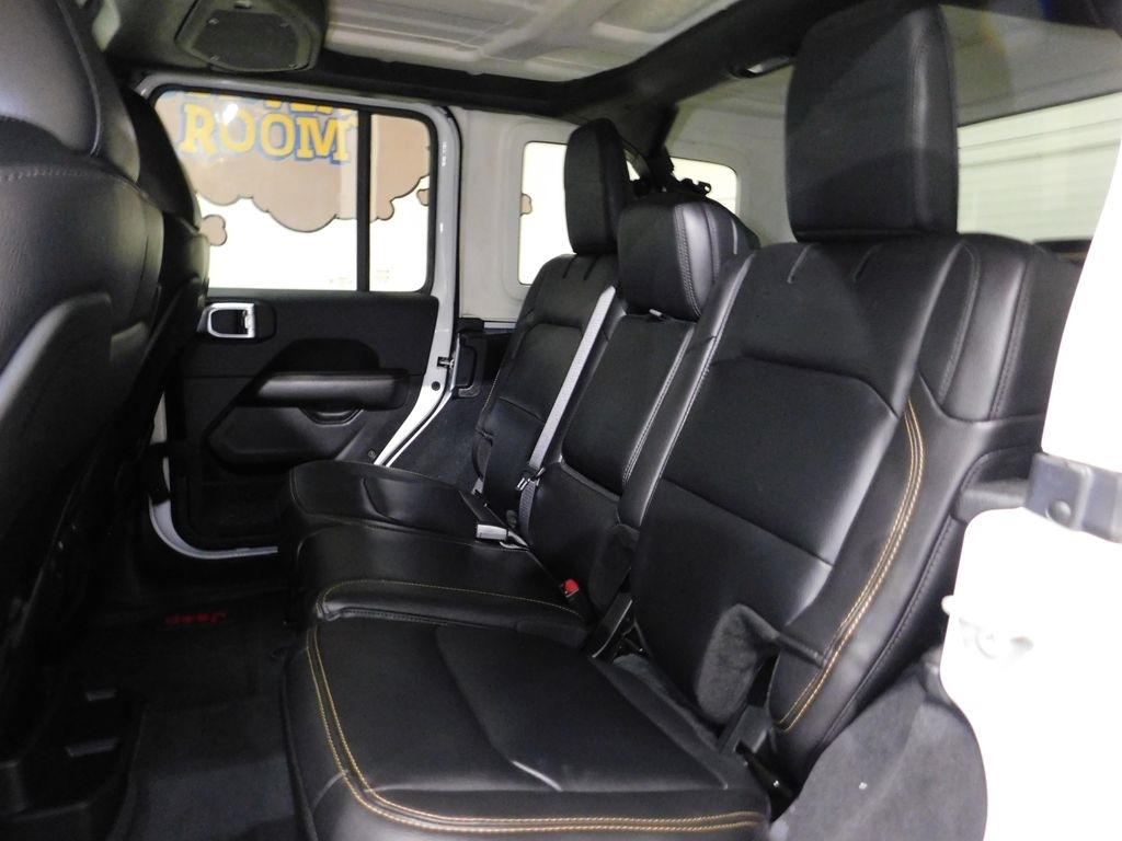 Jeep Wrangler Sahara 2024