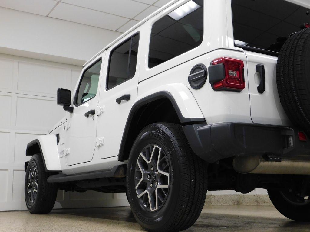 Jeep Wrangler Sahara 2024
