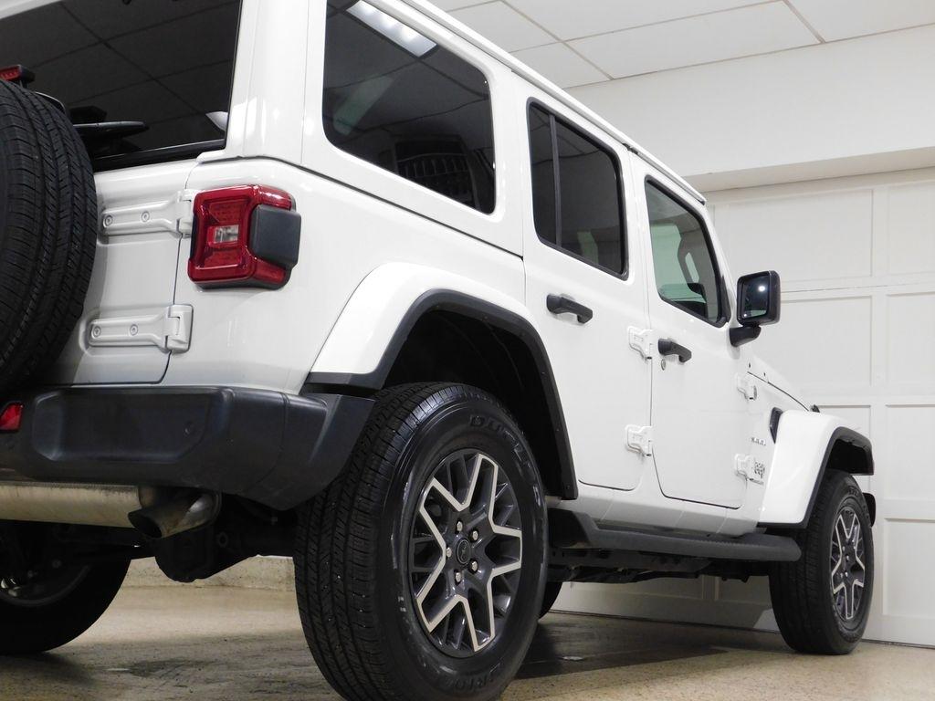 Jeep Wrangler Sahara 2024