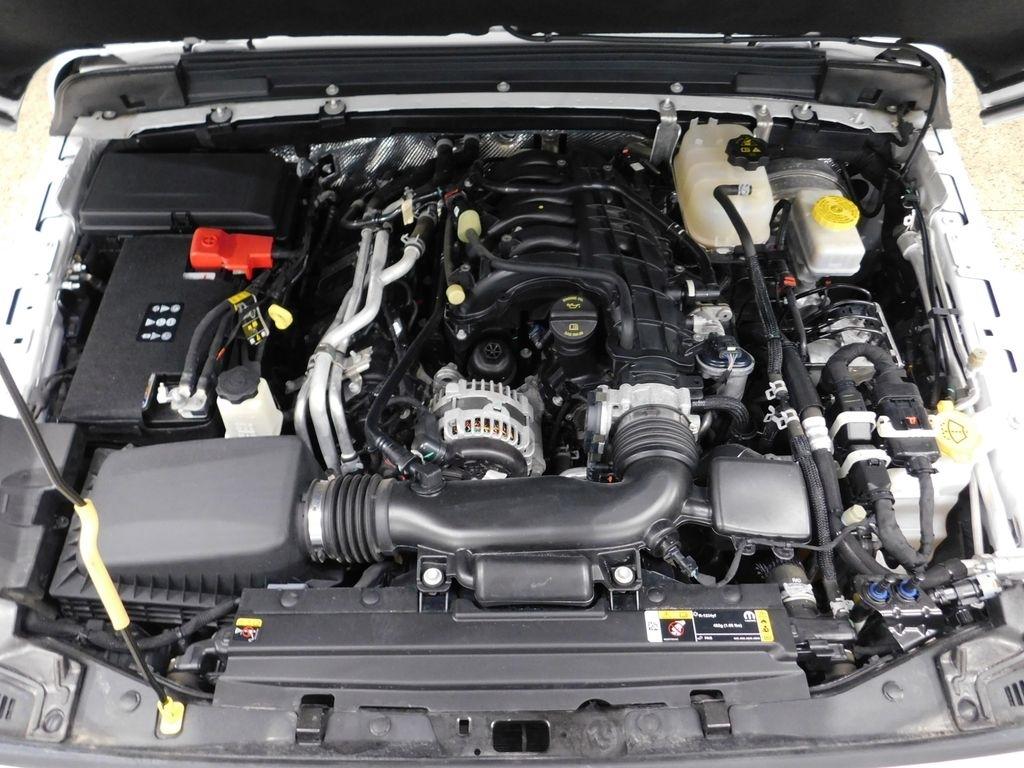 Jeep Wrangler Sahara 2024