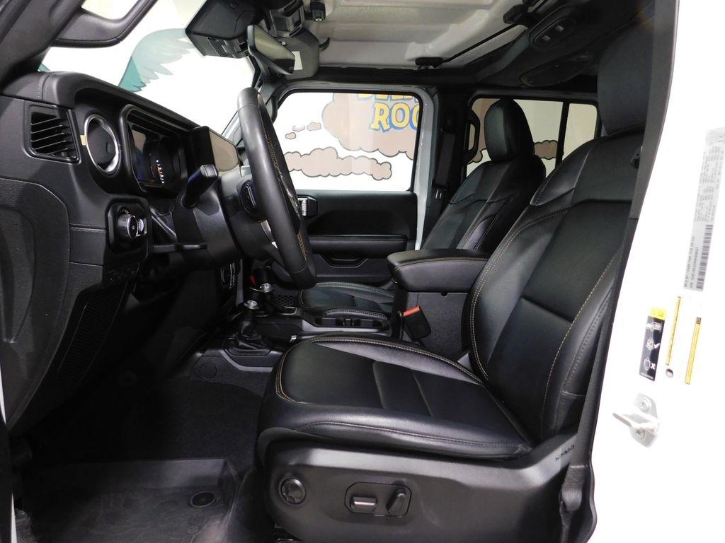 Jeep Wrangler Sahara 2024