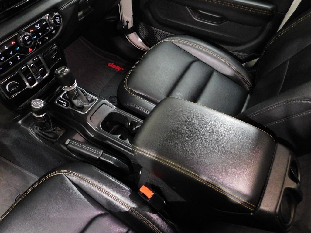 Jeep Wrangler Sahara 2024