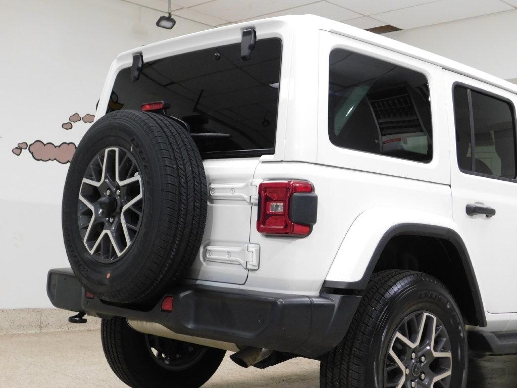 Jeep Wrangler Sahara 2024