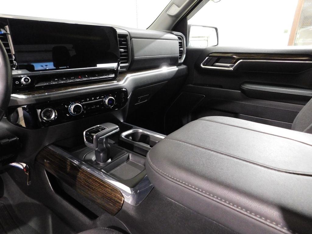 GMC Sierra 1500 Elevation Crew Cab 4WD 2024