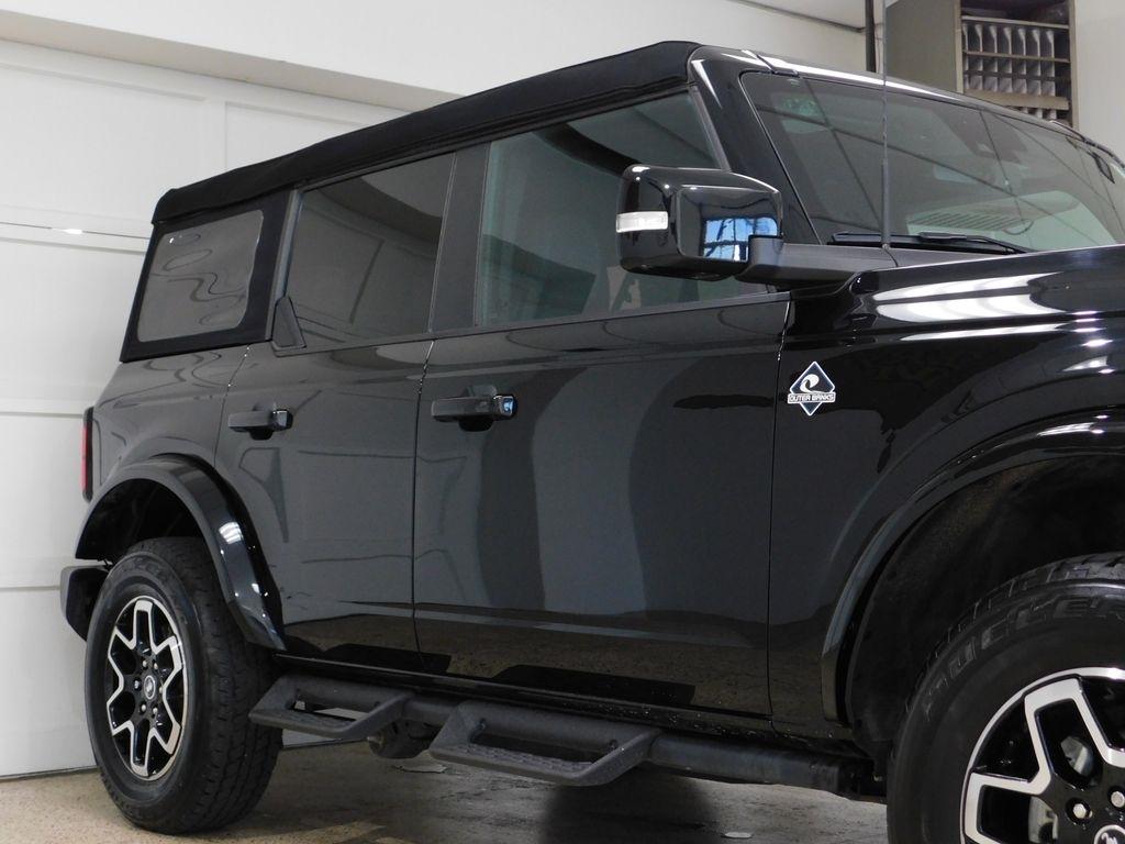 Ford Bronco Outer Banks 4-Door 2023