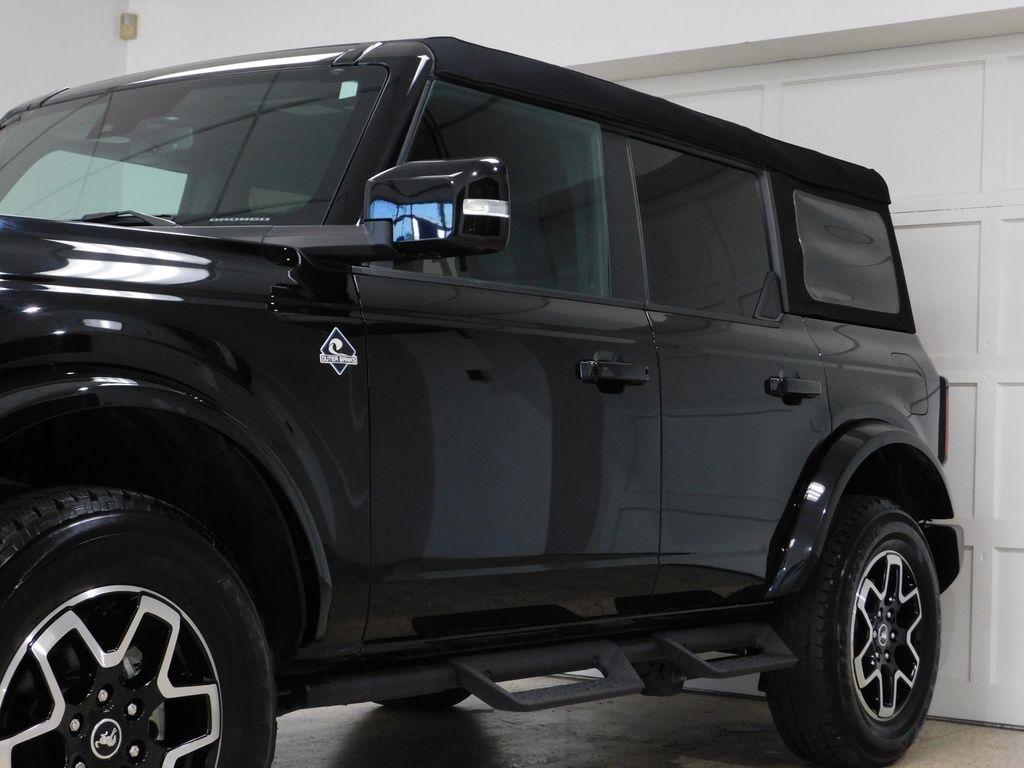 Ford Bronco Outer Banks 4-Door 2023