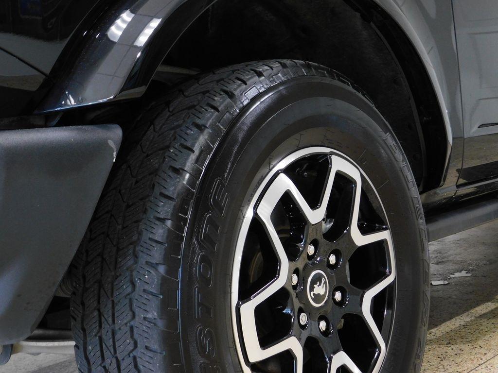 Ford Bronco Outer Banks 4-Door 2023